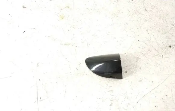 Volkswagen PASSAT B6 Front door handle cover 3C0837880