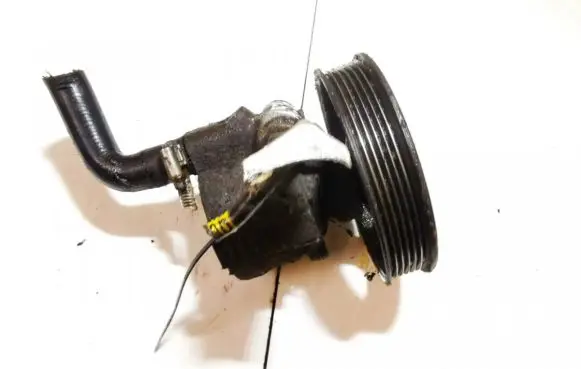 Opel Corsa B Power steering pump