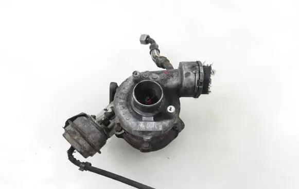 Volkswagen PASSAT B5.5 Turbo 038145702G