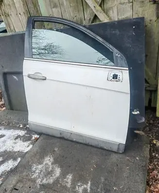 Opel Antara Front door