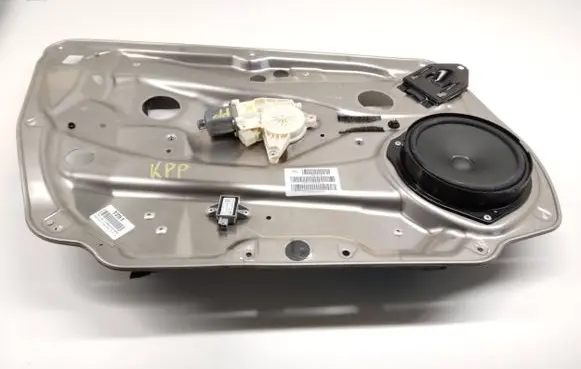 Mercedes-Benz GLK (X204) Front door window regulator with motor A2048200142