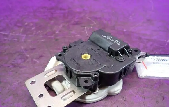 Honda CR-V A/C air flow flap actuator/motor 