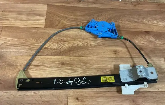 Audi A4 S4 B7 8E 8H Rear door manual window regulator 8E0839461B 290305B 844104642
