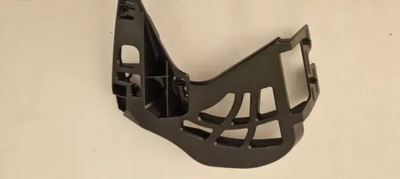 BMW 5 G30 G31 Front bumper mounting bracket 7385347