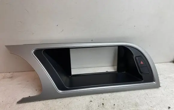 Audi A5 8T 8F Radio/GPS head unit trim 8T1857186F