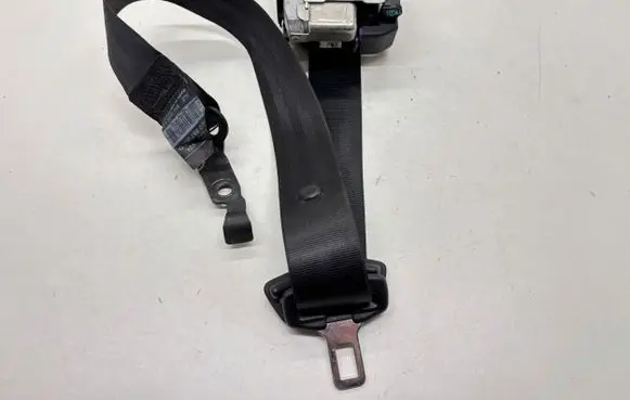 Audi A8 S8 D3 4E Rear seatbelt 4E0857805D