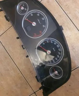 Opel Vectra C Speedometer (instrument cluster) 110080166010 24402320XJ 10543224