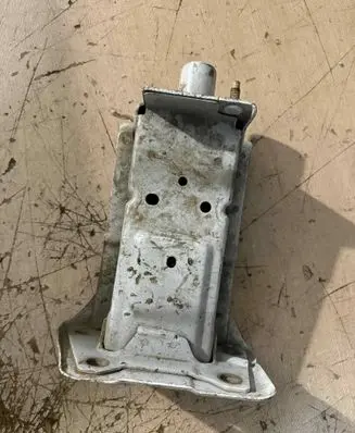 Nissan e-NV200 Front bumper support beam 