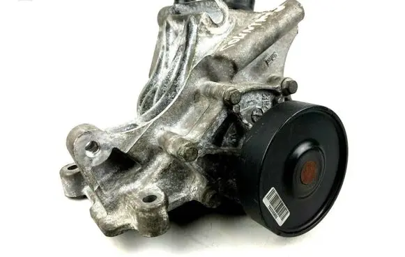 Mini Cooper Countryman R60 Water pump 7823008