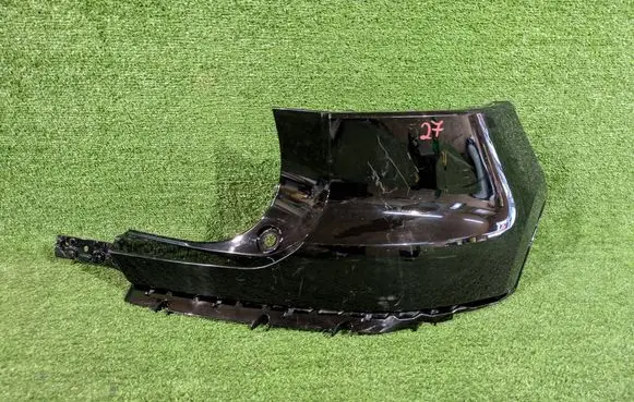 Volvo XC40 Rear bumper corner part panel trim 