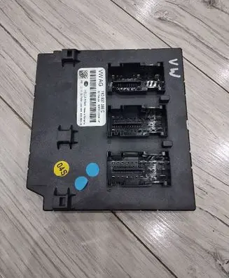 Volkswagen Golf VI Comfort/convenience module 1K0937086C