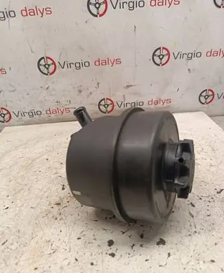 Iveco Daily 6th gen Power steering fluid tank/reservoir