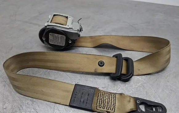 Audi A4 S4 B7 8E 8H Front seatbelt 8E0857706F