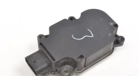 Tesla Model S Parcel shelf load cover mount bracket A24011023112