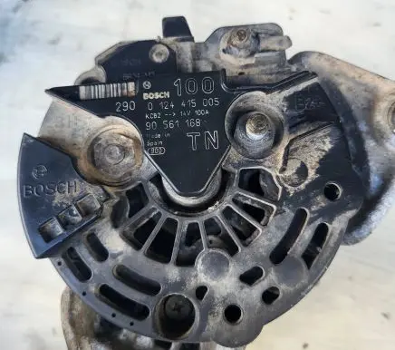 Peugeot 406 Generator/alternator 90561168 0124415005