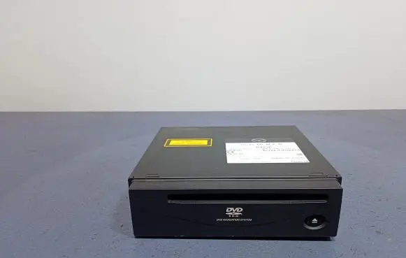 Mazda MX-5 NB Miata Radio/CD/DVD/GPS head unit CC33668FXB