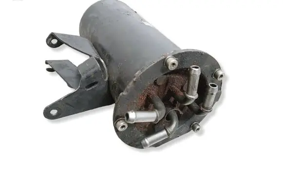 Volkswagen PASSAT B6 Fuel filter housing 3C0127399E L030