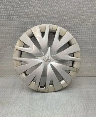 Toyota Yaris XP210 R15 wheel hub/cap/trim 42602K0030