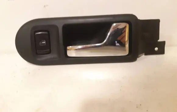Volkswagen Golf IV Front door interior handle 3B1837114
