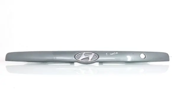 Hyundai Elantra Trunk door license plate light bar 87360ZD200