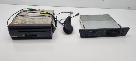 Navigation unit CD/DVD player