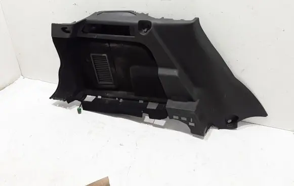 Land Rover Discovery Sport Trunk/boot side trim panel LR076925