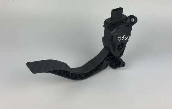 Audi A5 8T 8F Accelerator throttle pedal 74839300 PP6TGF30