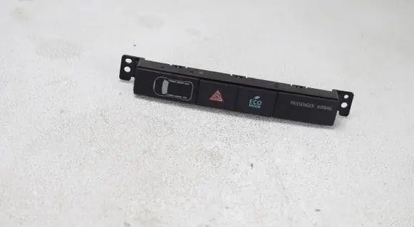 Mitsubishi Outlander Hazard light switch 8002B409 C68233