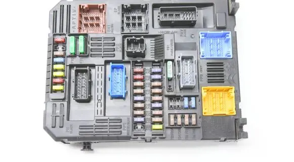 Citroen Jumpy Fuse module 9845141280 2312280262 28751768