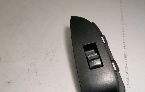 Toyota Prius (XW30) Electric window control switch 7427247060