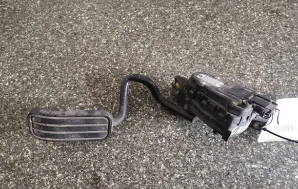 Ford Galaxy Accelerator throttle pedal 7M2721603 98VW9F836CA