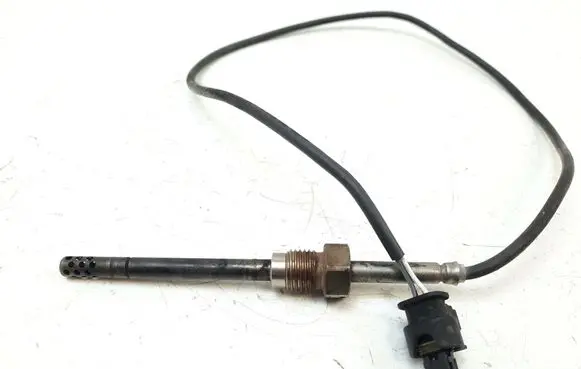 Chrysler 300 - 300C Exhaust gas temperature sensor A0051532228 05149083AA