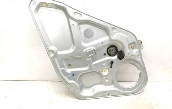 Hyundai Sonata Rear window lifting mechanism without motor