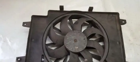 Alfa Romeo 147 Radiator cooling fan shroud 5020068 8120937