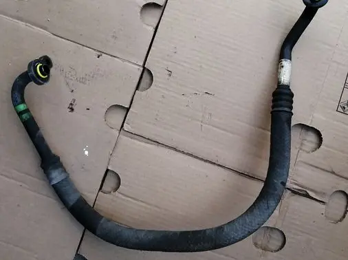 Volvo S80 Air conditioning (A/C) pipe/hose 31101194