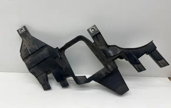 BMW 7 E65 E66 Headlight/headlamp mounting bracket 161698