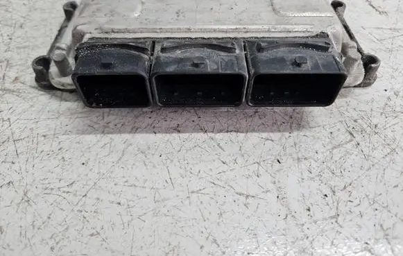 Renault Espace III Engine control unit/module 0281010178 HOM7700115492 28SA5314