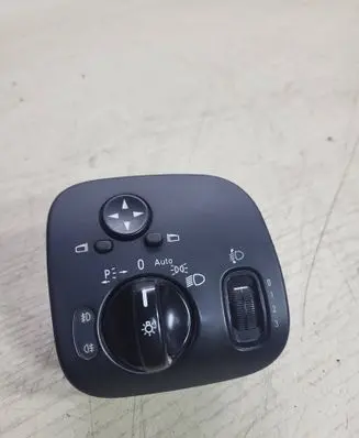Mercedes-Benz C W203 Light switch A2035450604 24406574722 04058519