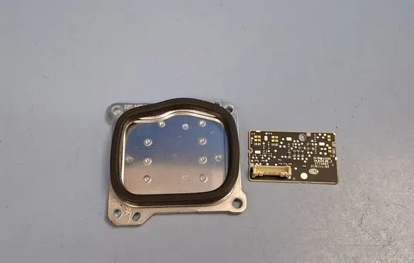 Volvo V60 LED ballast control module 22015702 5905280B2