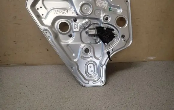 KIA Venga Front door window regulator with motor