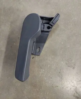 Volkswagen Touran I Engine bonnet (hood) release handle 1j1823533c