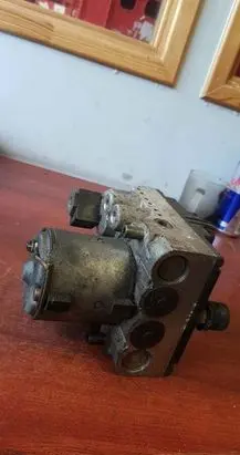 Mercedes-Benz E W210 ABS Pump 0024319712