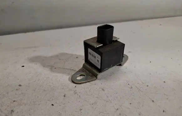 Volvo XC70 Yaw turn rate sensor 7G9N5B739