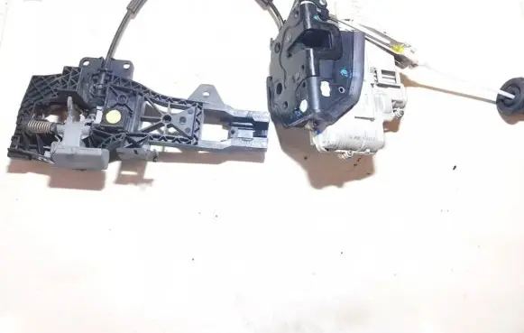 Audi Q7 4L Rear door lock