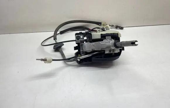 BMW X3 E83 Gear shifter/selector 3420340