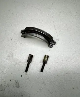 BMW 5 E60 E61 Camshaft holder 2247058 24168110 2325224168110