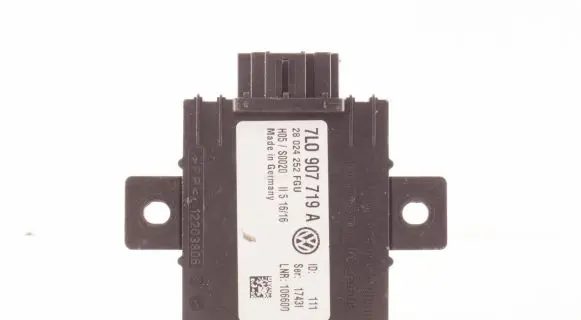 Volkswagen Touareg I Alarm control unit/module 7L0907719A H05S0020 28024252