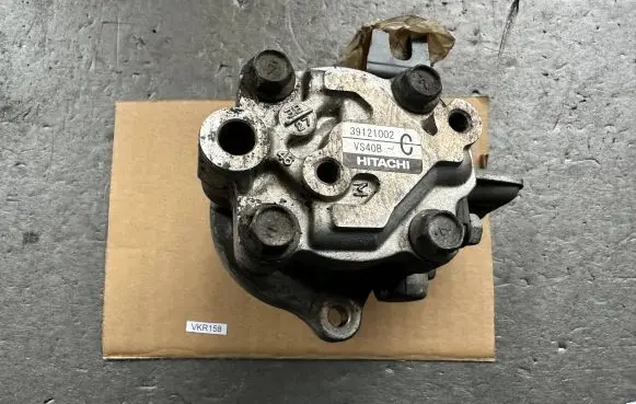 Nissan Patrol Y61 Power steering pump 49110VC100