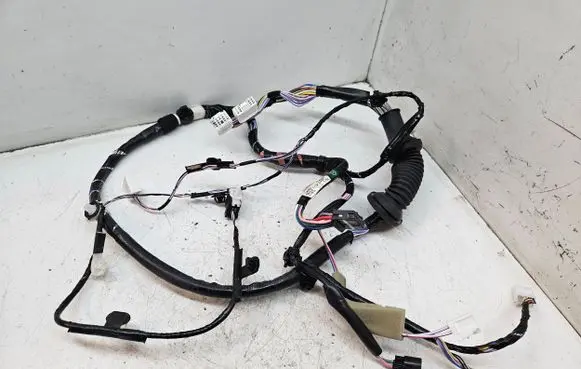 Mitsubishi Eclipse Cross Front door wiring loom 8512H893