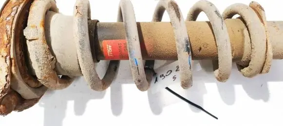 Toyota Avensis T250 Rear coil spring